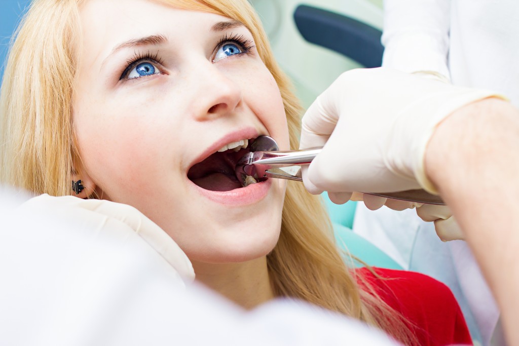 Wisdom Tooth Pain: Causes and Treatments