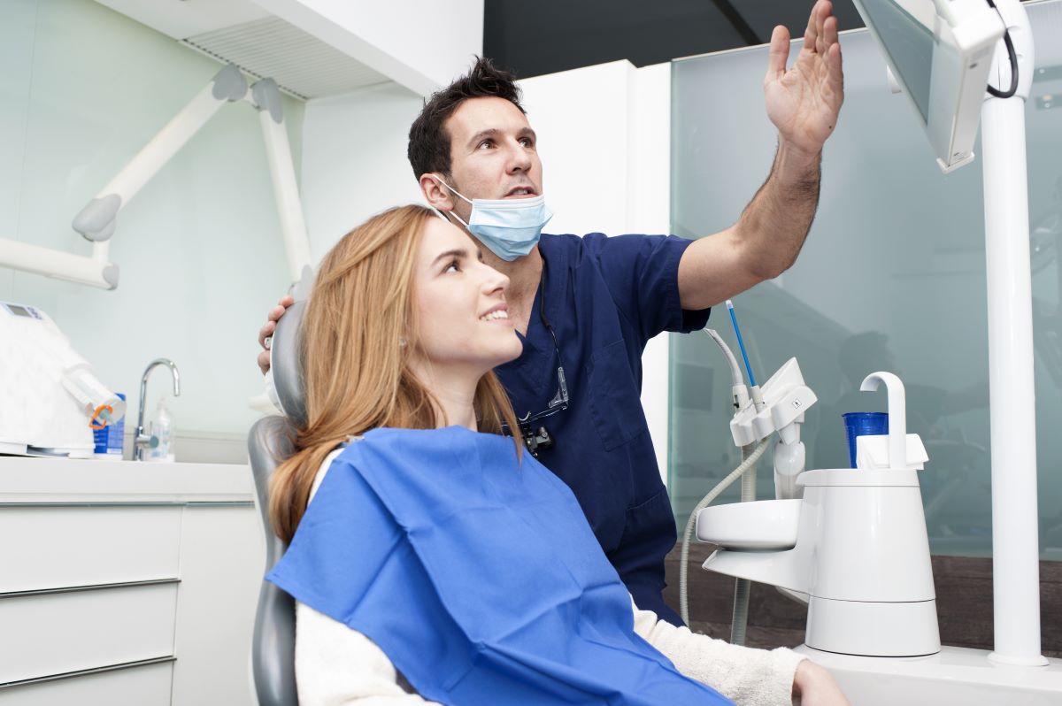 woman at the dentists