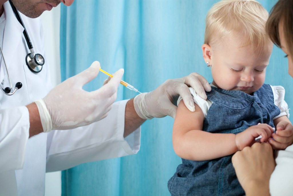 A child receiving vaccine